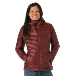 Columbia Joy Peak Hooded Jacket - Women's - 2023 Model 18 Columbia Joy Peak Hooded Jacket - Women's - 2023 Model -Ski Supplies Store FW23 Columbia WomensJoyPeakHoodedJacket Malbec Model1