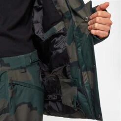 Oakley Range RC Jacket - Men's 7 Oakley Range RC Jacket - Men's -Ski Supplies Store OAK FOA402345 camo 4
