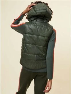 Krimson Klover Vesta Reversible Hooded Vest - Women's -Ski Supplies Store fw23 2050 312 studio 1094