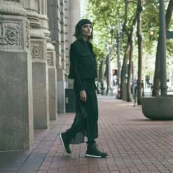 Sorel Whitney Ii Short Lace Waterproof Boots - Women's -Ski Supplies Store fw23 sor 1916841 blk 6