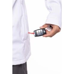 686 Waterproof Coaches Jacket - Men's 21 686 Waterproof Coaches Jacket - Men's -Ski Supplies Store fw23 686 menswaterproofcoachesjacket white 9