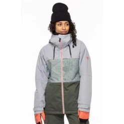686 Athena Insulated Jacket - Women's -Ski Supplies Store fw23 686 womensathenainsulatedjacket goblingreencolorblock 1