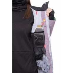 686 GTX Skyline Shell Jacket - Women's 24 686 GTX Skyline Shell Jacket - Women's -Ski Supplies Store fw23 686 womensgtxskylineshelljacket dustyorchid 5