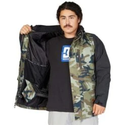 DC SHOES DC Bandwidth Jacket - Men's -Ski Supplies Store fw23 dc mensbandwidthjacket woodlandcamogreen 3