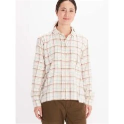 Marmot Fairfax Boyfriend Midweight Flannel - Women's -Ski Supplies Store fw23 marmot womensfairfaxboyfriendmidweightflannel papyrus 1