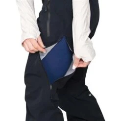 Obermeyer Highlands Shell Pant - Women's -Ski Supplies Store fw23 obermeyer womenshighlandsshellpant black 5