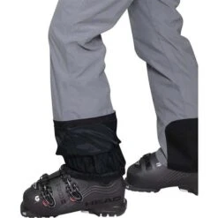 Obermeyer Malta Bib Overalls - Women's 26 Obermeyer Malta Bib Overalls - Women's -Ski Supplies Store fw23 obermeyer womensmaltabiboveralls blackdenim 7