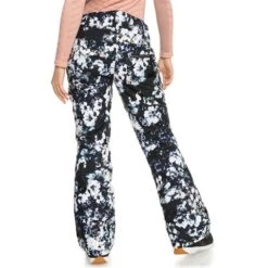 Roxy Nadia Printed Pant - Women's -Ski Supplies Store fw23 roxy womensnadiaprintedpant trueblackblackflowrs 3