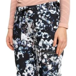 Roxy Nadia Printed Pant - Women's -Ski Supplies Store fw23 roxy womensnadiaprintedpant trueblackblackflowrs 4