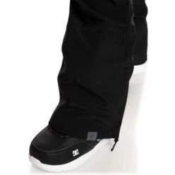 Roxy Rising High Pant - Women's - 2024 Model -Ski Supplies Store fw23 roxy womensrisinghighpant trueblack 4