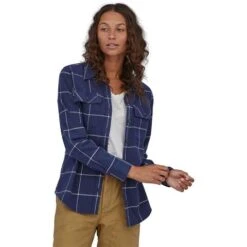 Patagonia L/S Organic Cotton Midweight Fjord Flannel Shirt - Women's (42405) 15 Patagonia L/S Organic Cotton Midweight Fjord Flannel Shirt - Women's (42405) -Ski Supplies Store wbf2223 42405 wlne aw1